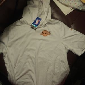 Short sleeve hooded T-shirt